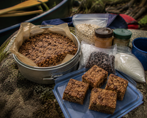 No-Bake Chocolate Peanut Butter Bars
